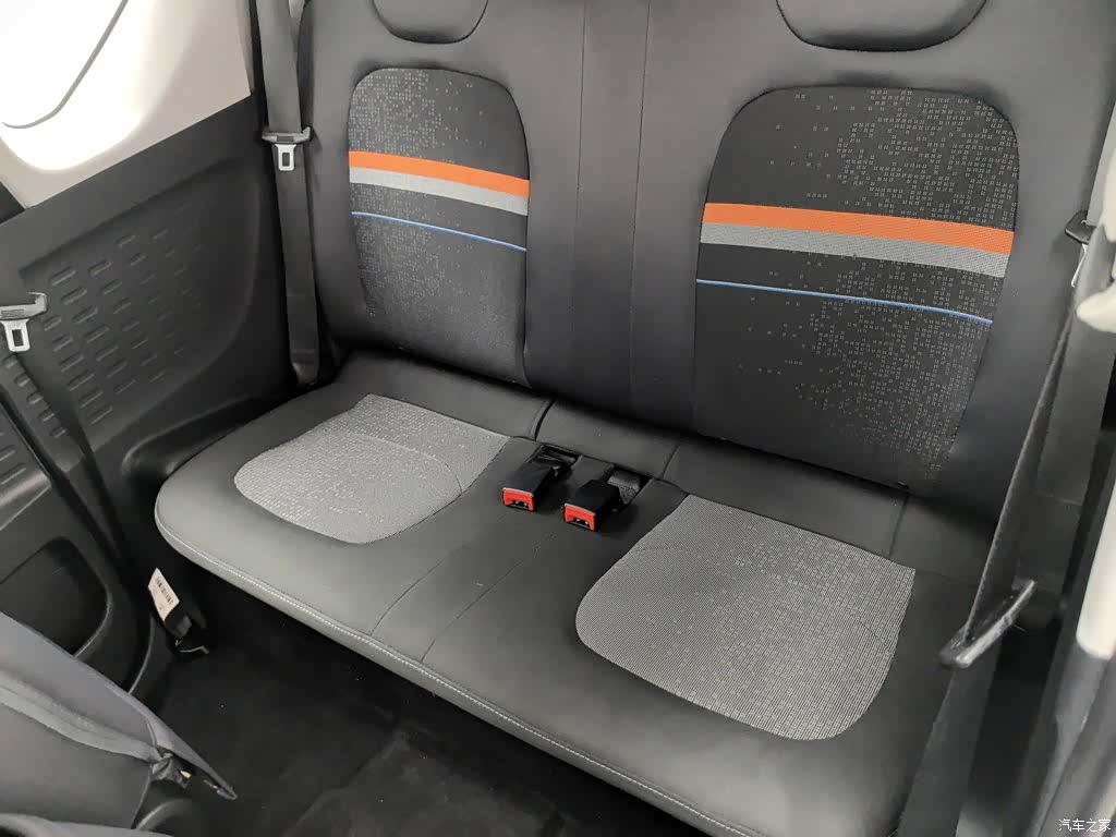 Wuling MINIEV, 2020 15