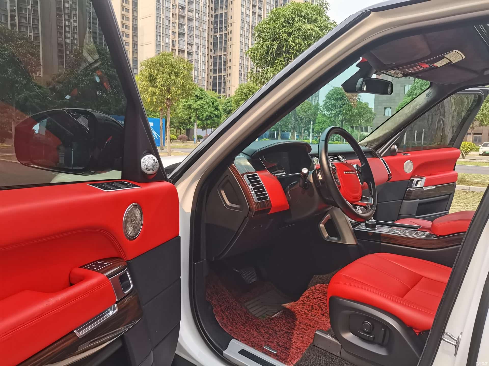 Land Rover Range Rover, 2016 все фото