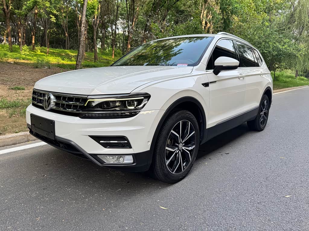 Volkswagen Tiguan L