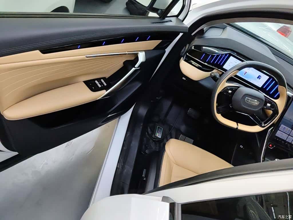 Geely Boyue, 2023 16