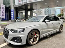 �µ�RS 4 2022�� RS4 Avant �����