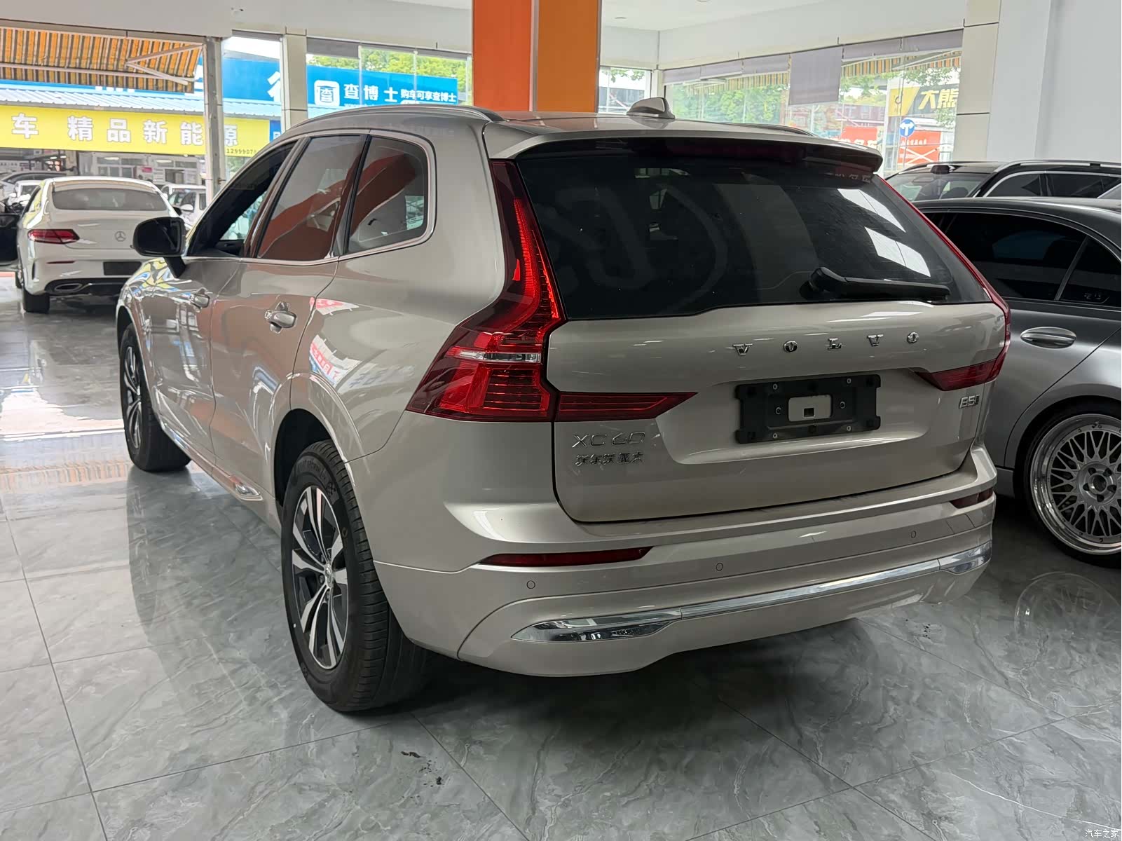 Volvo XC60, 2024 18