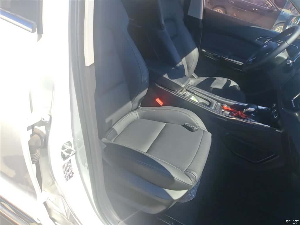 Chery Tiggo 8, 2018 25