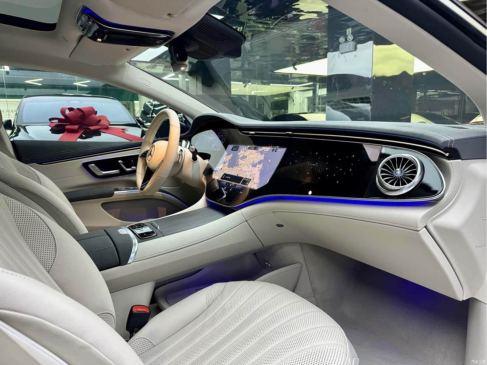Mercedes-Benz EQS, 2022 12