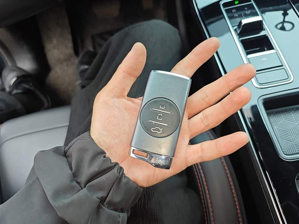 Exeed Chasing the wind