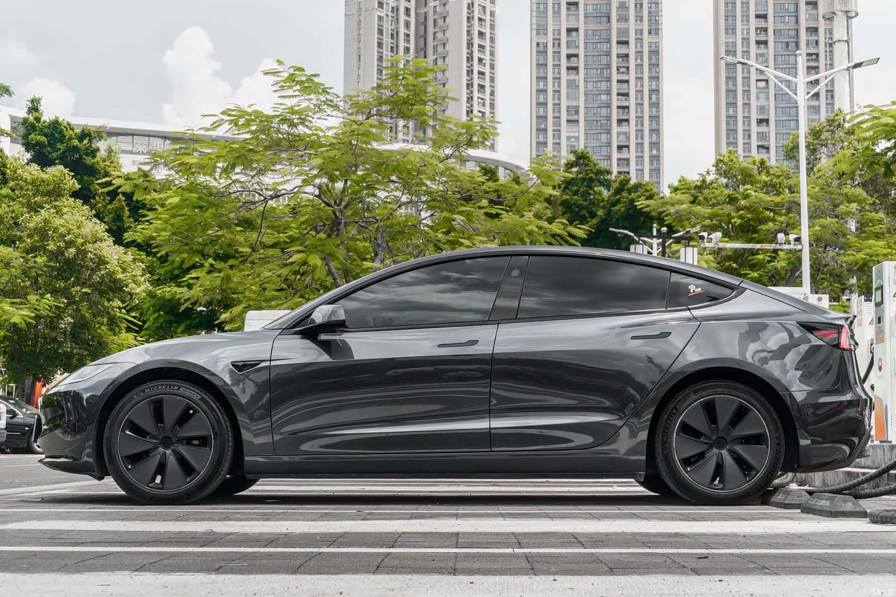 Tesla Model 3, 2024 7