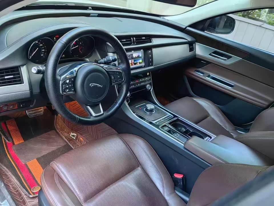 Jaguar XFL Jaguar XFL