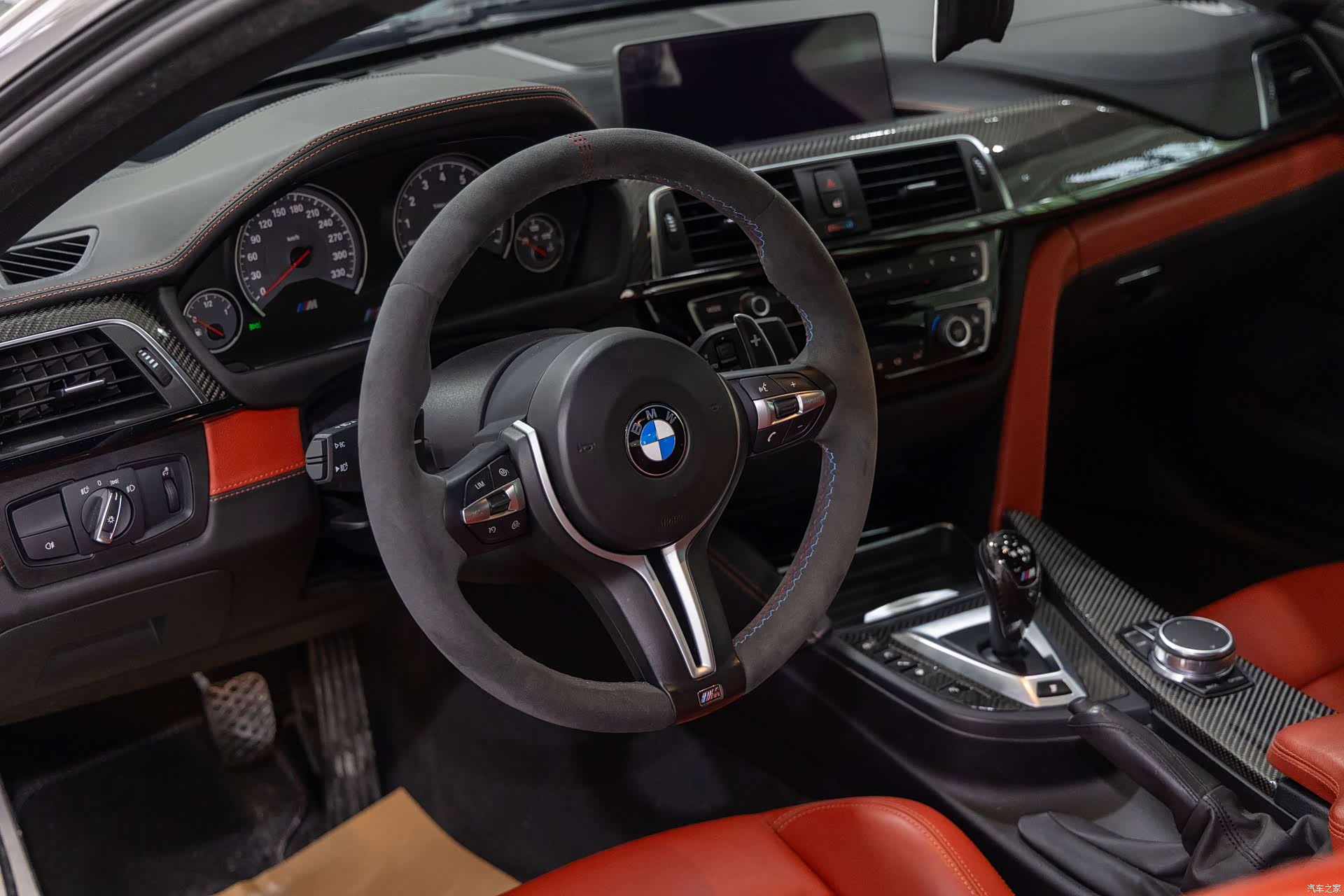 BMW M4, 2018 7
