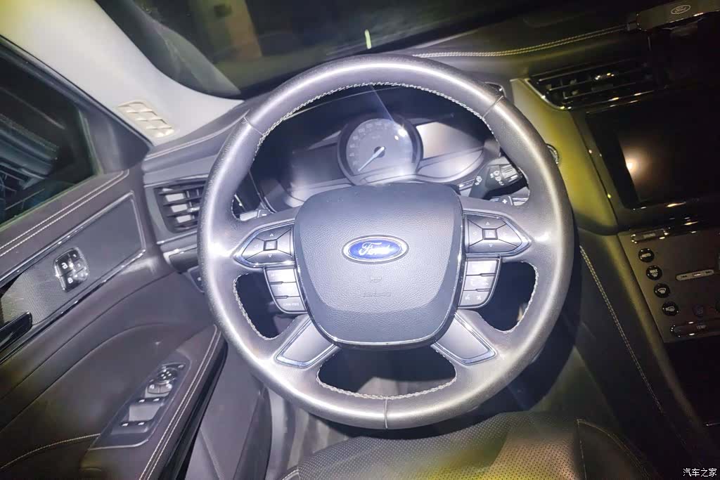 Ford Taurus, 2017 15