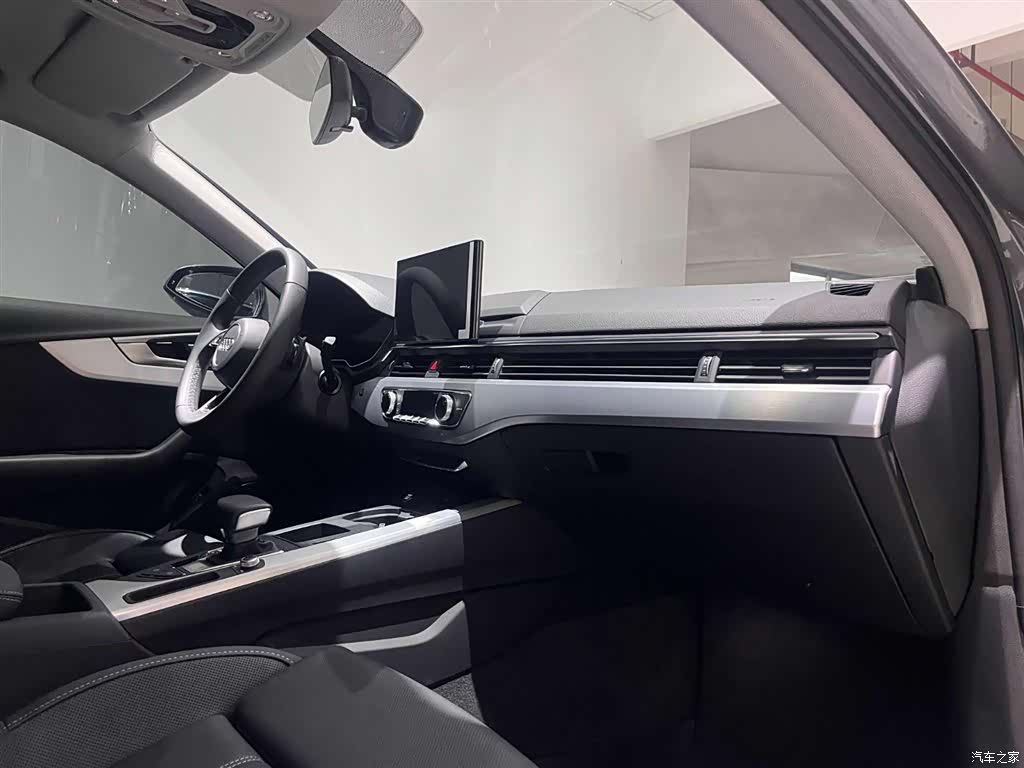 Audi A4L, 2024 6