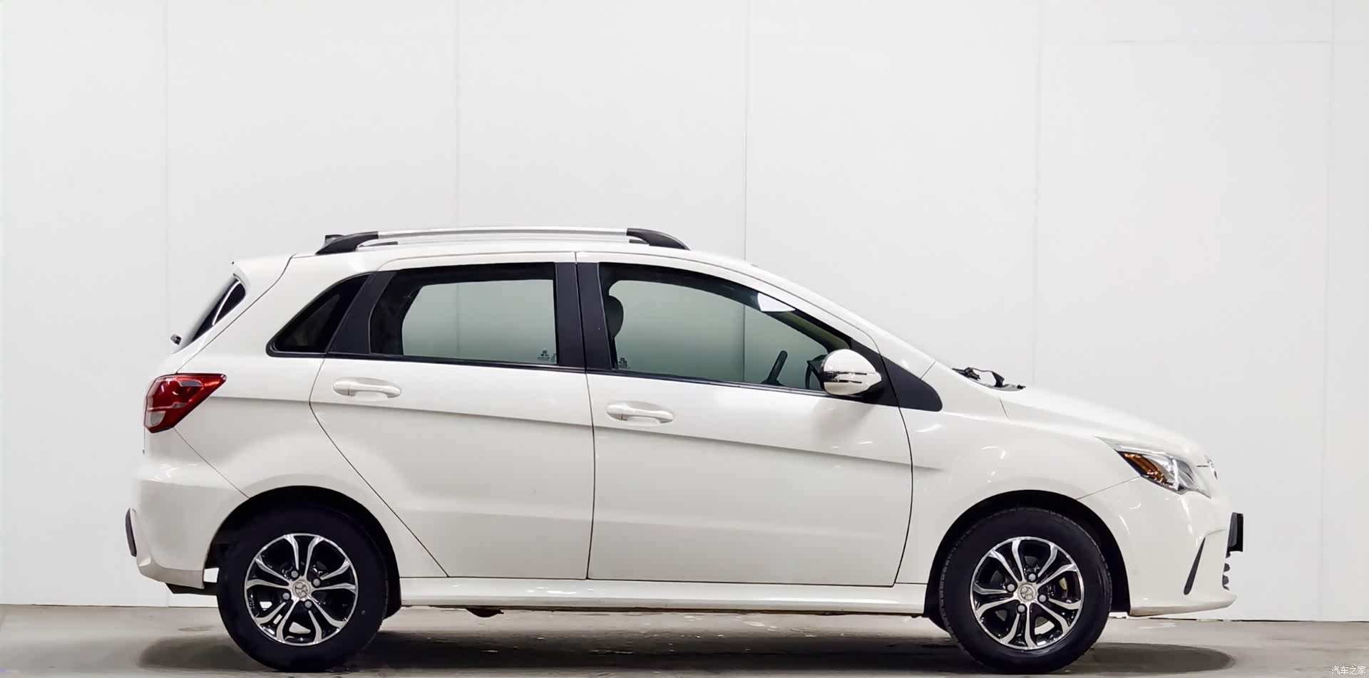 BAIC D20, 2016 8