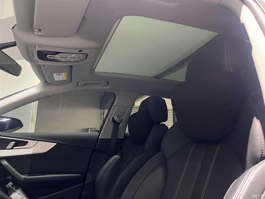 Audi A4L, 2024 4