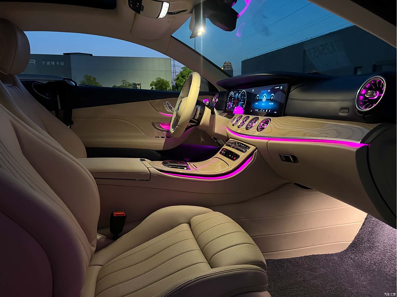 Mercedes-Benz E-Class, 2021 16