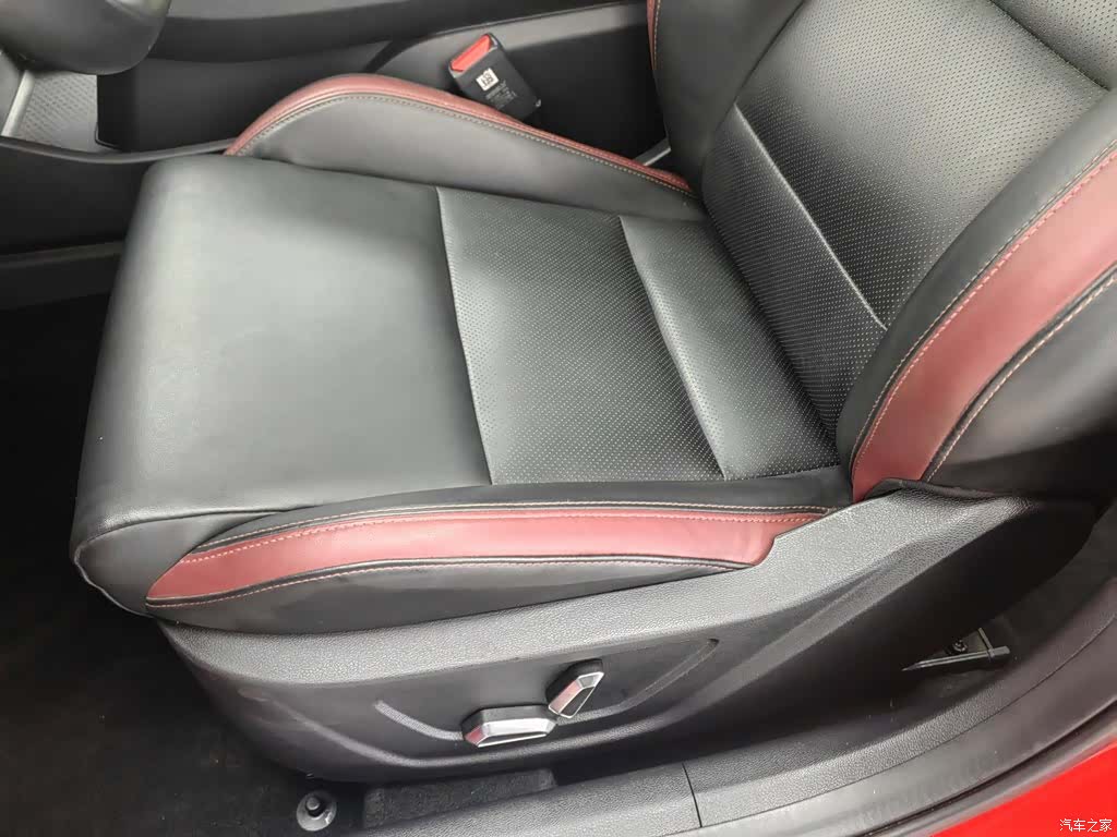 Geely Coolray, 2019 20