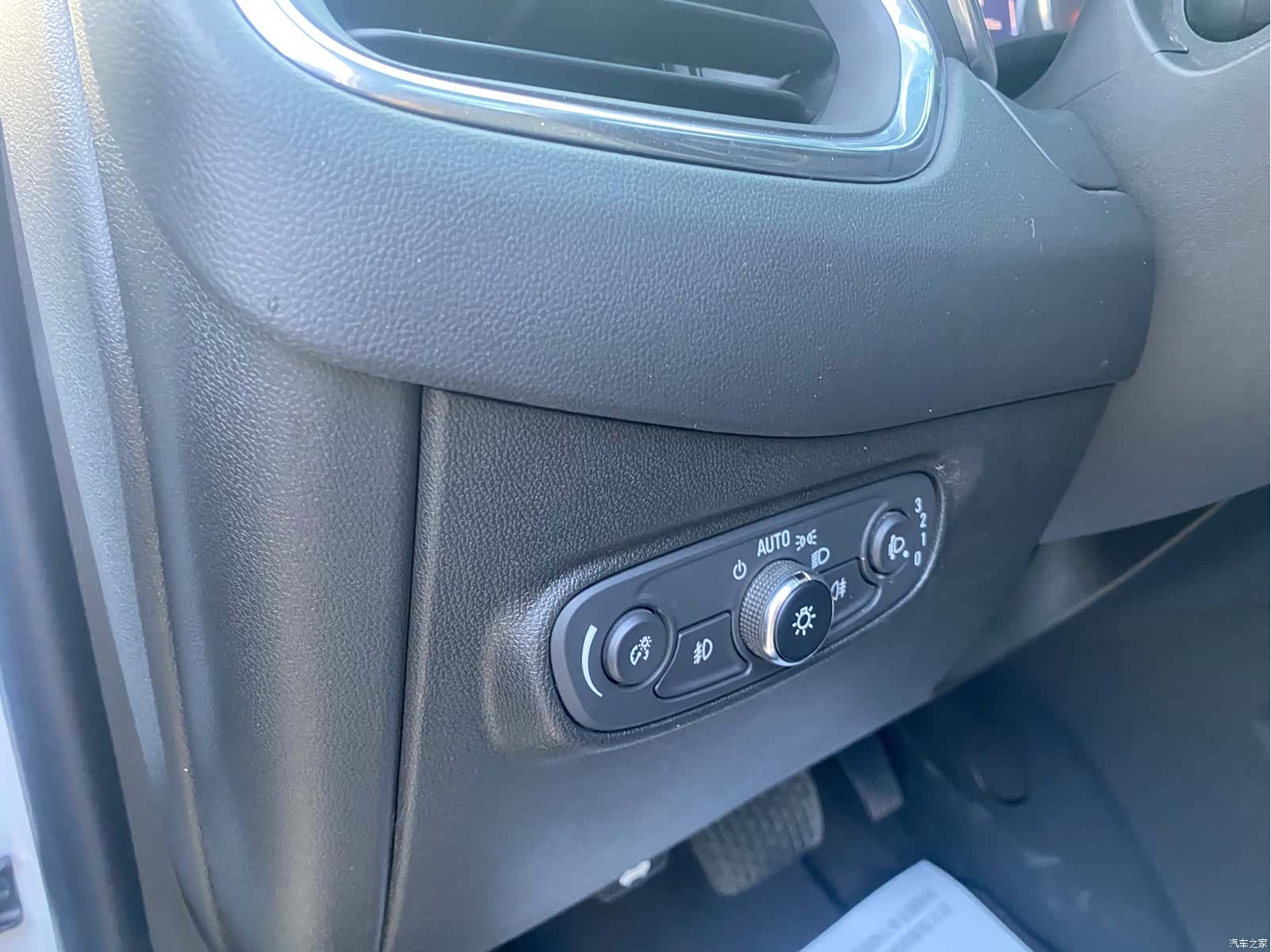 Chevrolet Equinox, 2019 16
