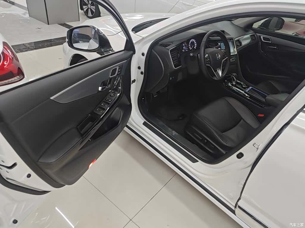Honda Spirior, 2017 16