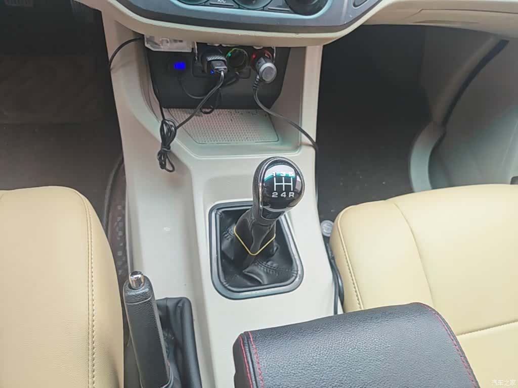 DongFeng M5, 2019 14
