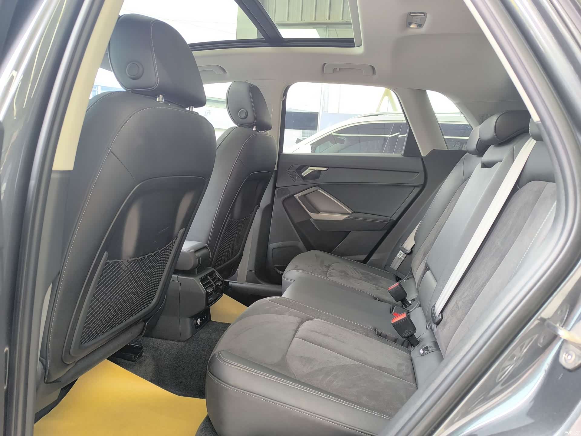 Audi Q3, 2023 все фото
