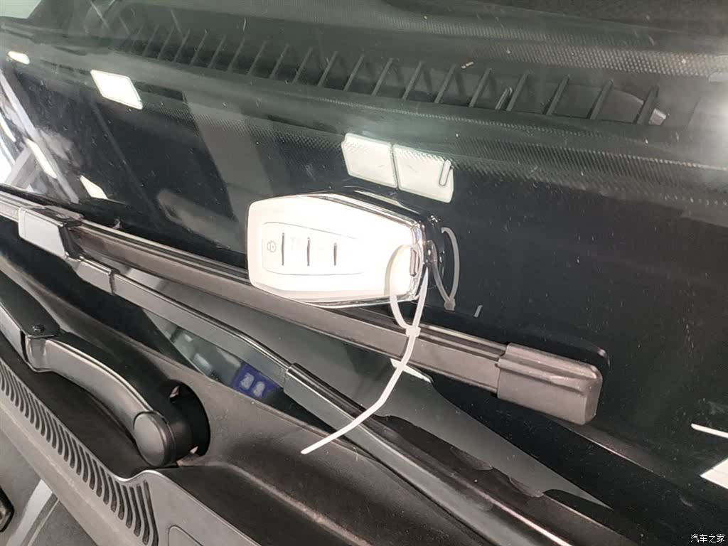 Geely Icon, 2024 9