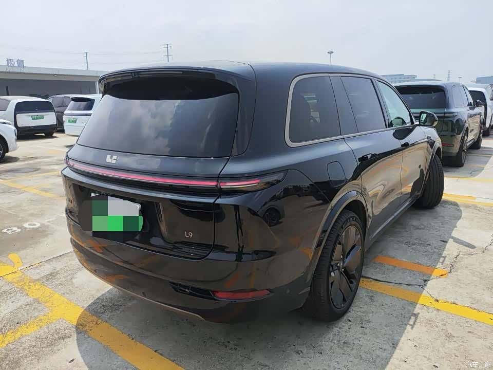 Li Auto L9, 2025 3