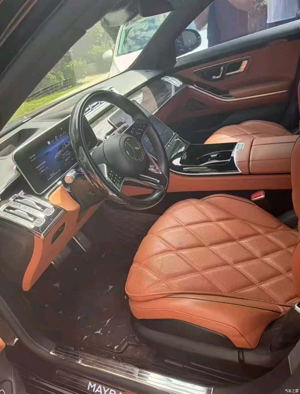 Maybach S-Class, 2022 4