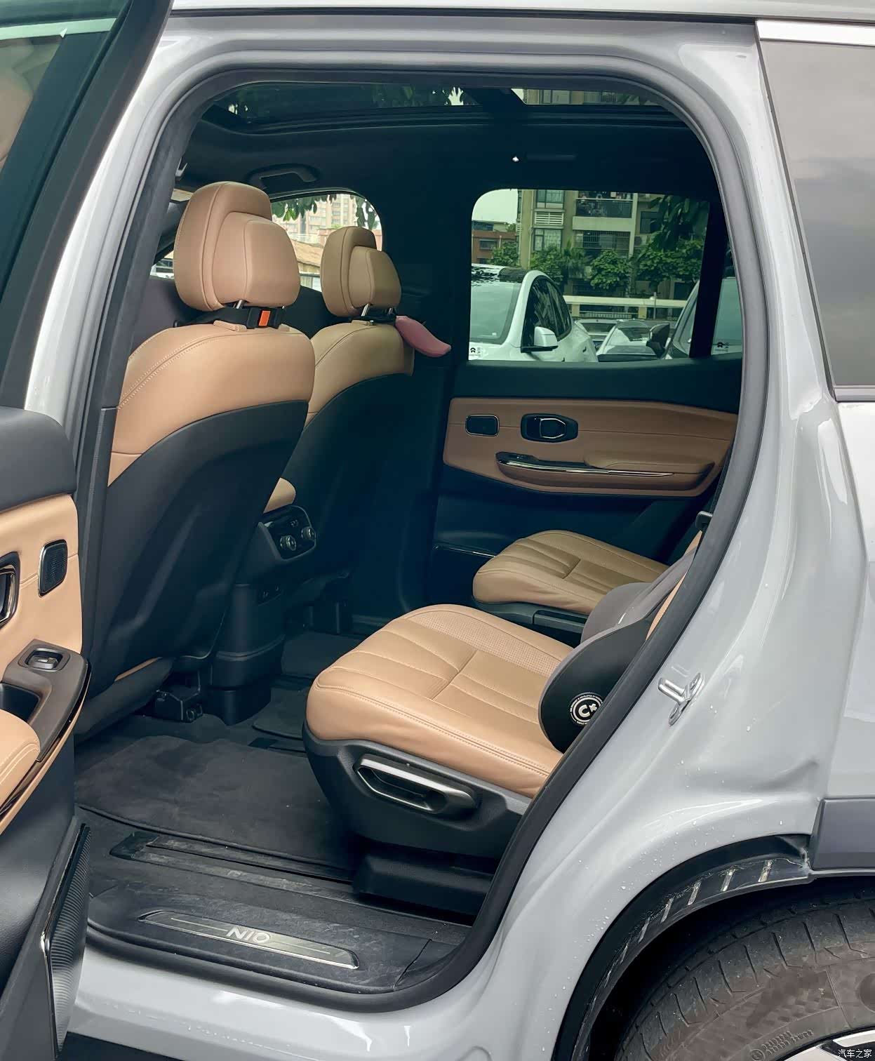 NIO ES8, 2021 8