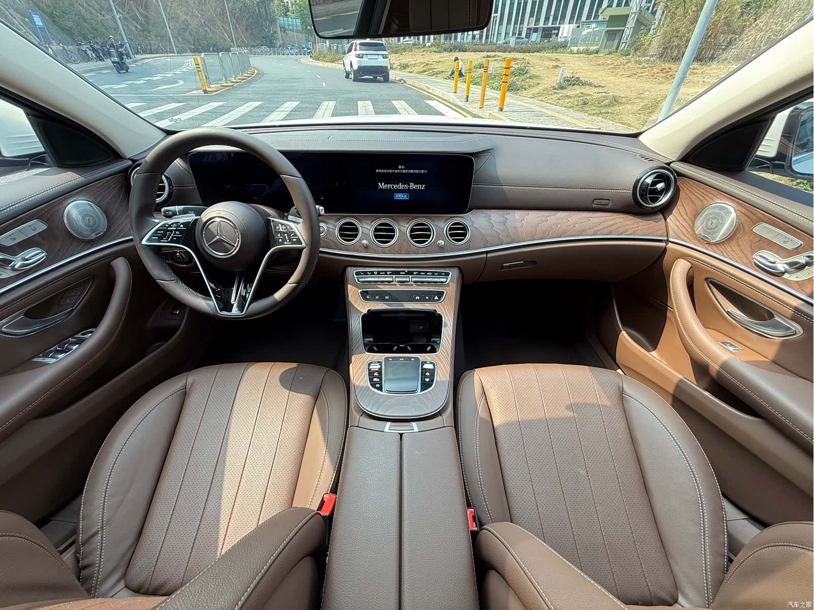 Mercedes-Benz E-Class, 2021 13