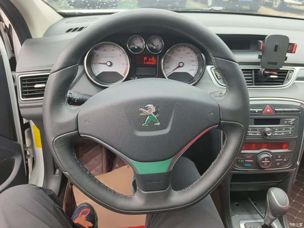 Peugeot 308, 2014 7