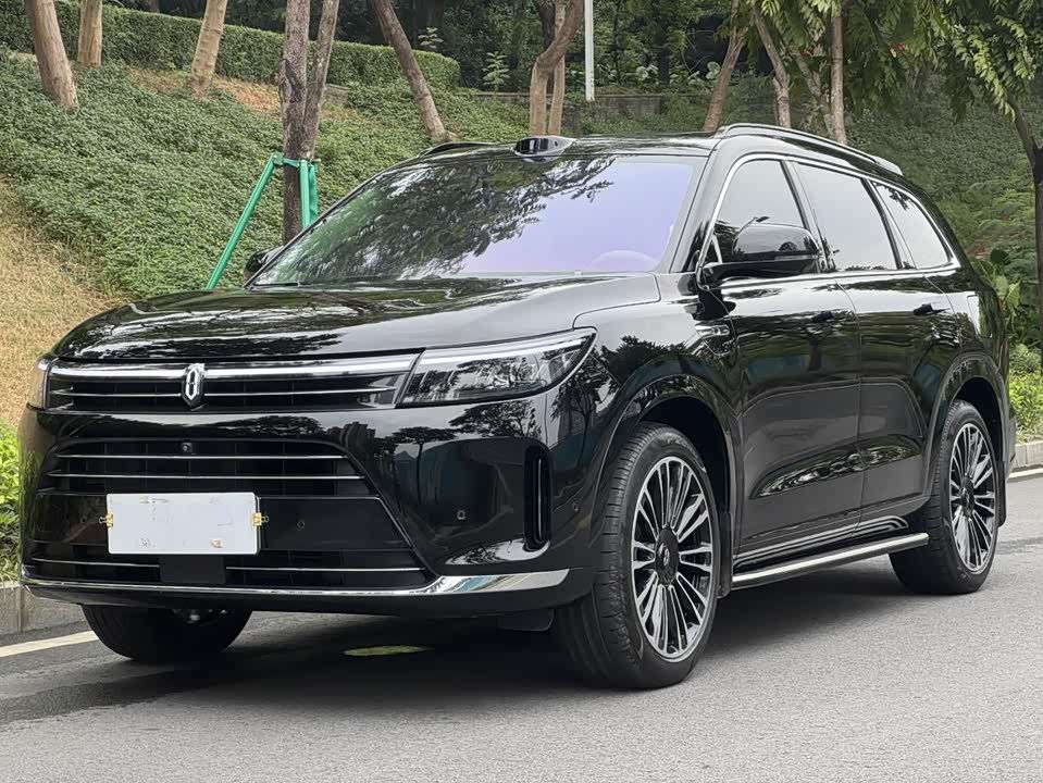 AITO Ask the world M7