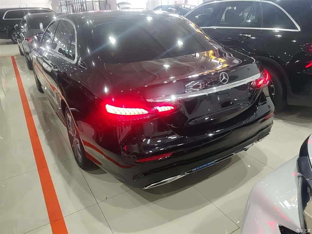 Mercedes-Benz E-Class, 2021 все фото