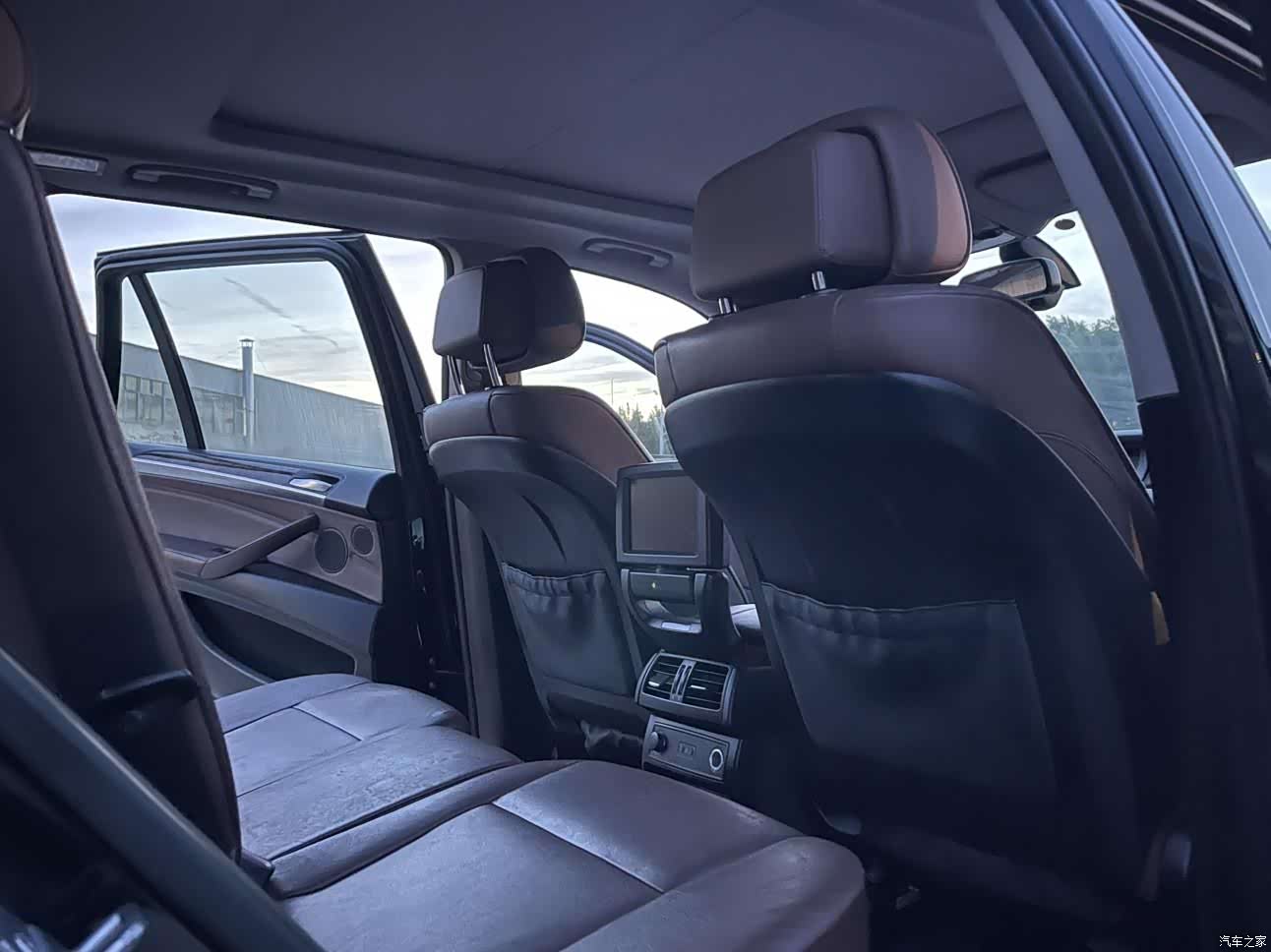 BMW X5, 2010 9