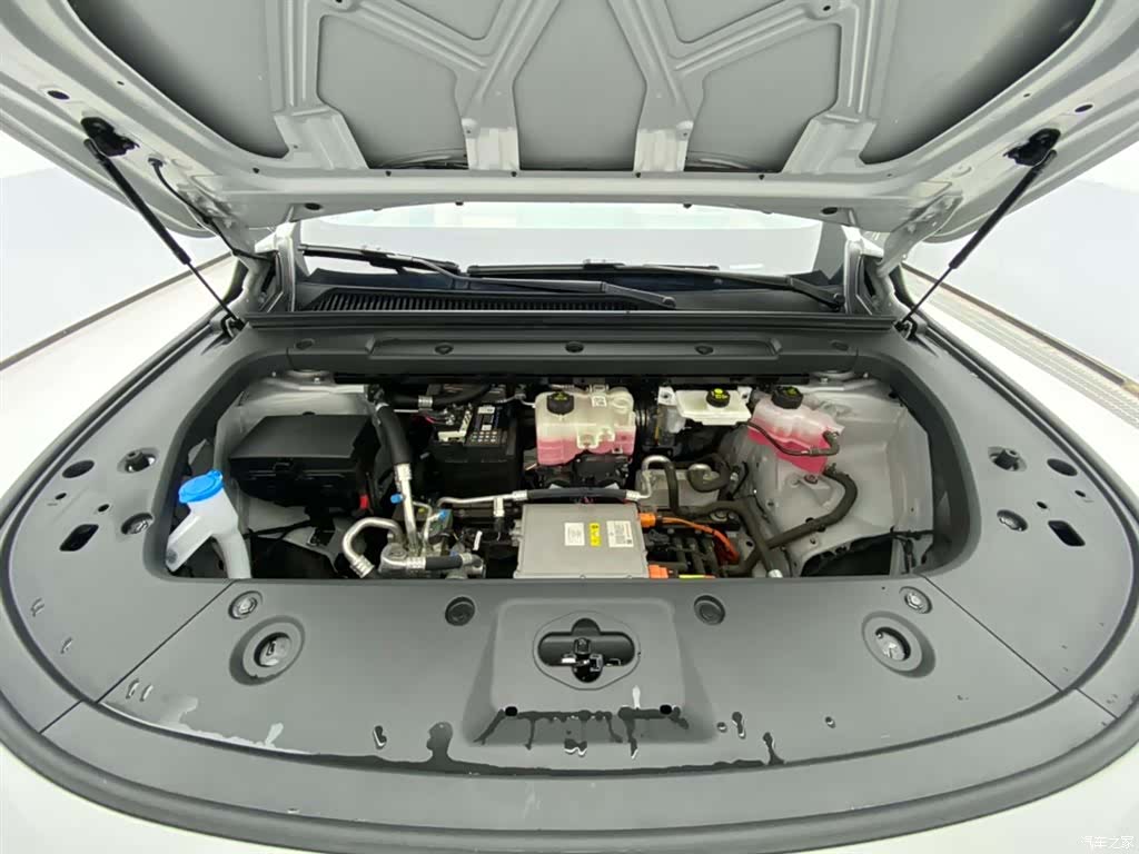 Leapmotor C10, 2025 12