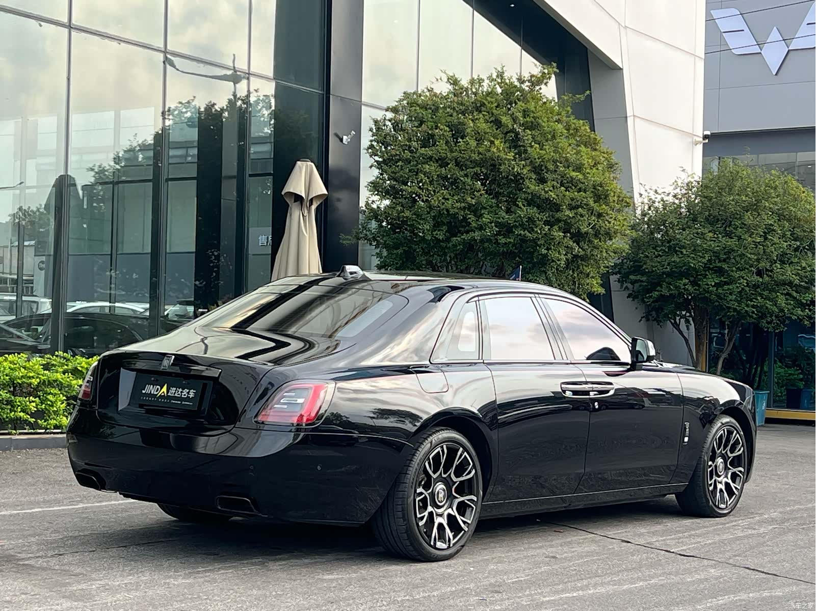 Rolls-Royce Ghost, 2022 13