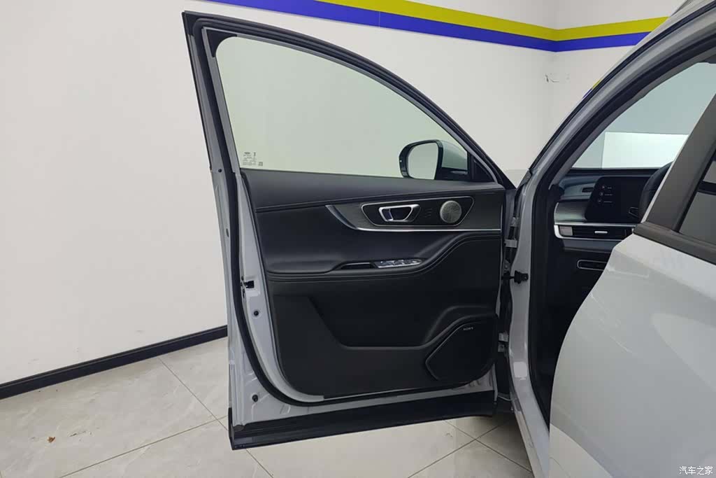 Chery Tiggo 8, 2023 7
