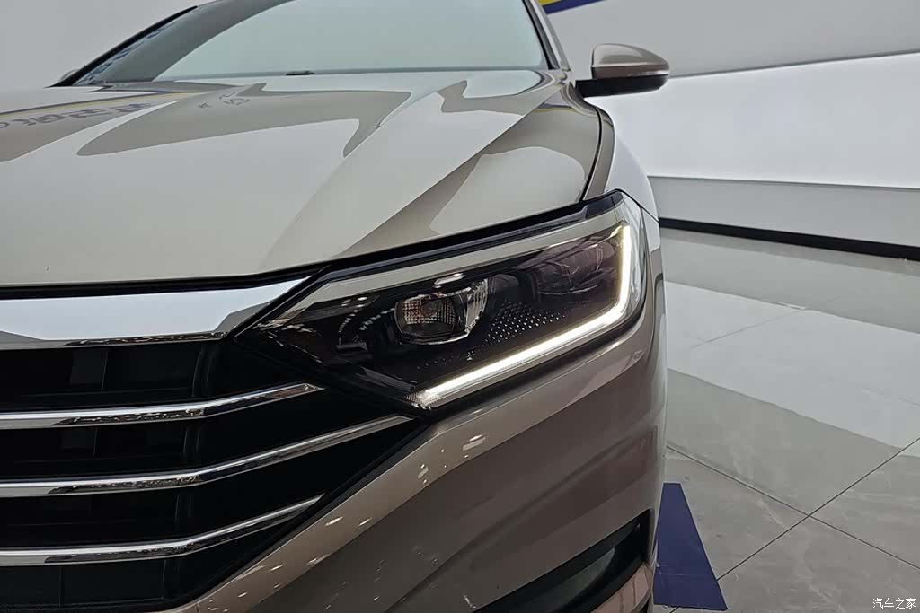 Volkswagen Sagitar, 2020 все фото