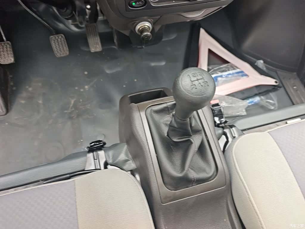 Wuling 1.5LLAR, 2025 21