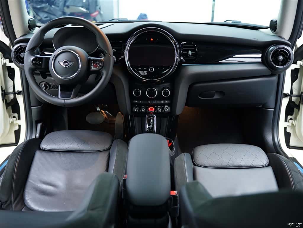 Mini Cooper, 2022 44