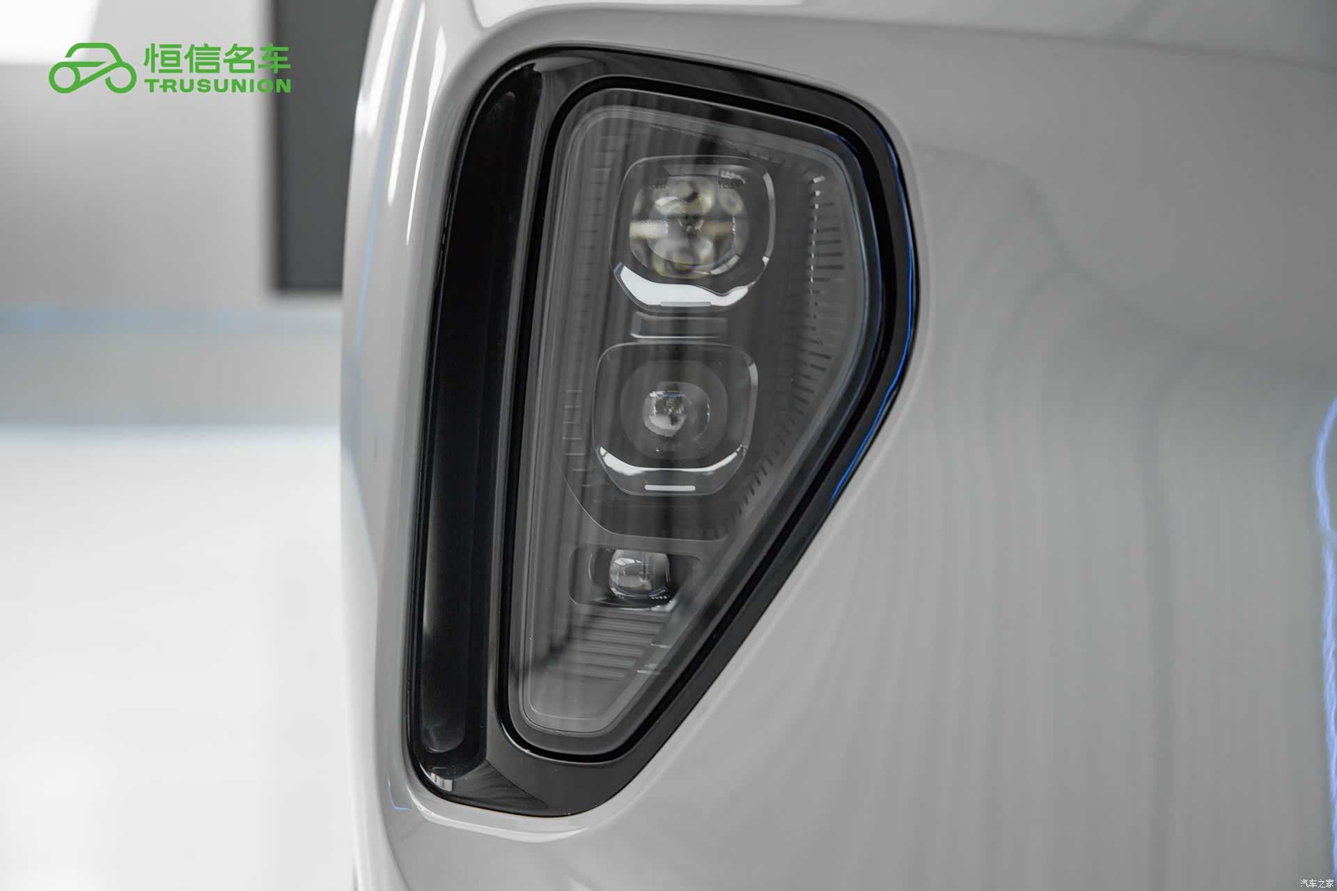 NIO ES6, 2024 9