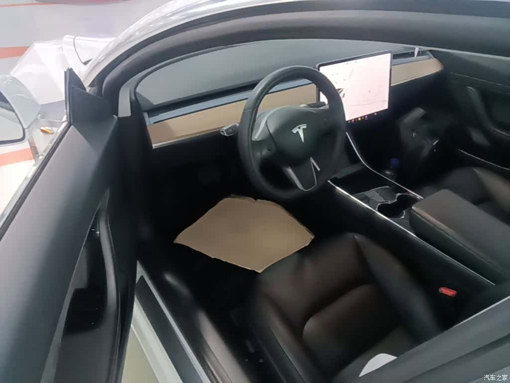 Tesla Model 3, 2020 16