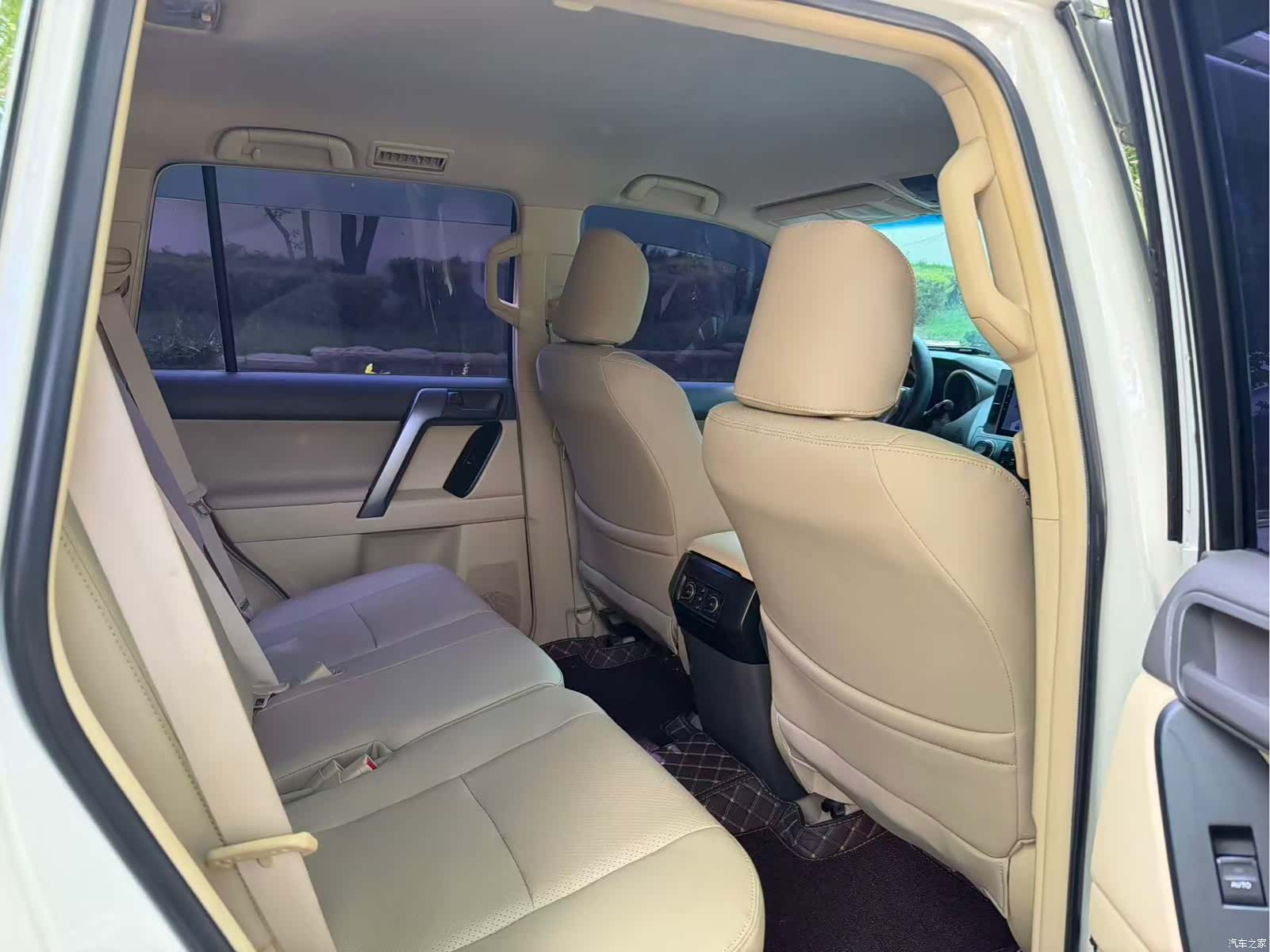 Toyota Prado, 2016 9