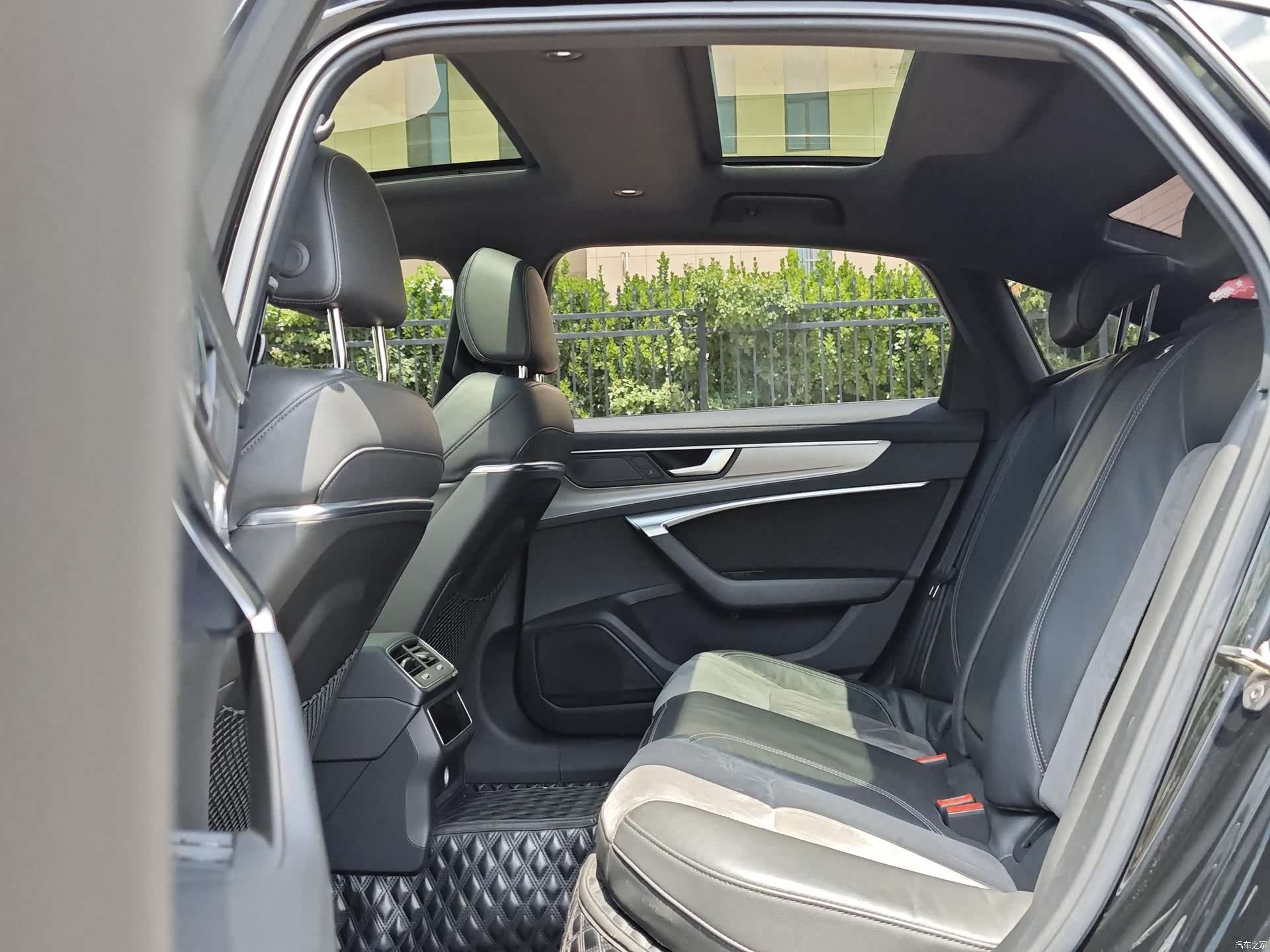 Audi A6L, 2019 9