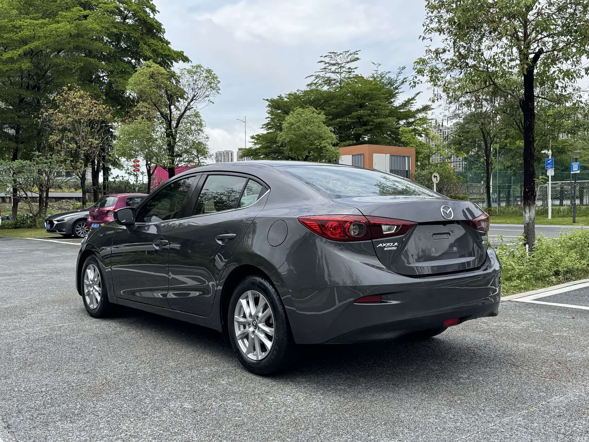 Mazda Mazda3, 2019 19