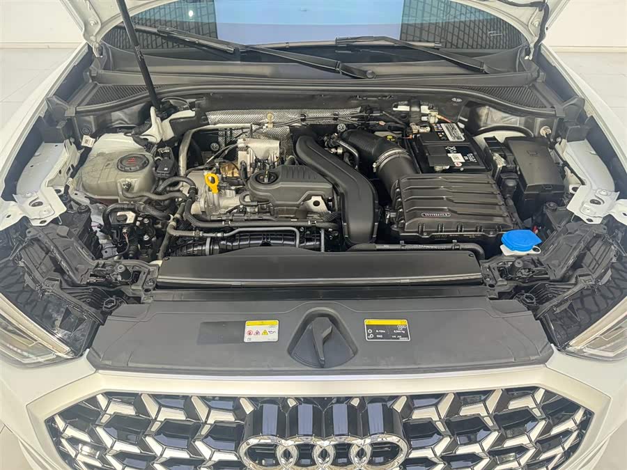 Audi Q3 2024, фото 9