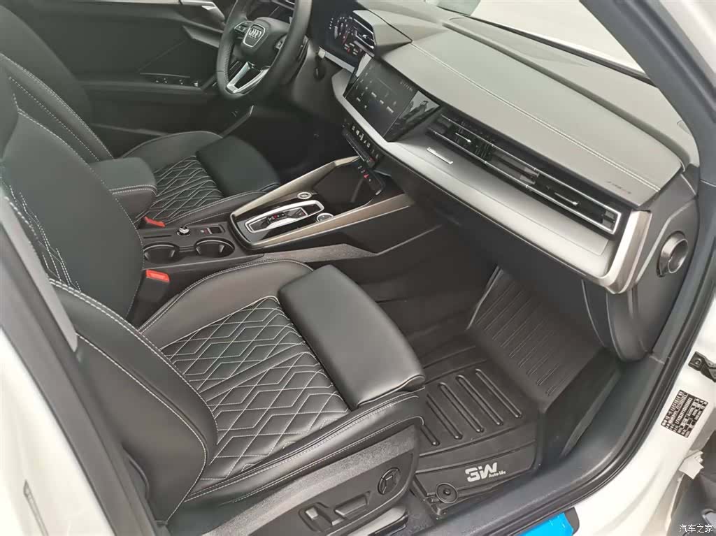 Audi Flying Spur, 2026 16