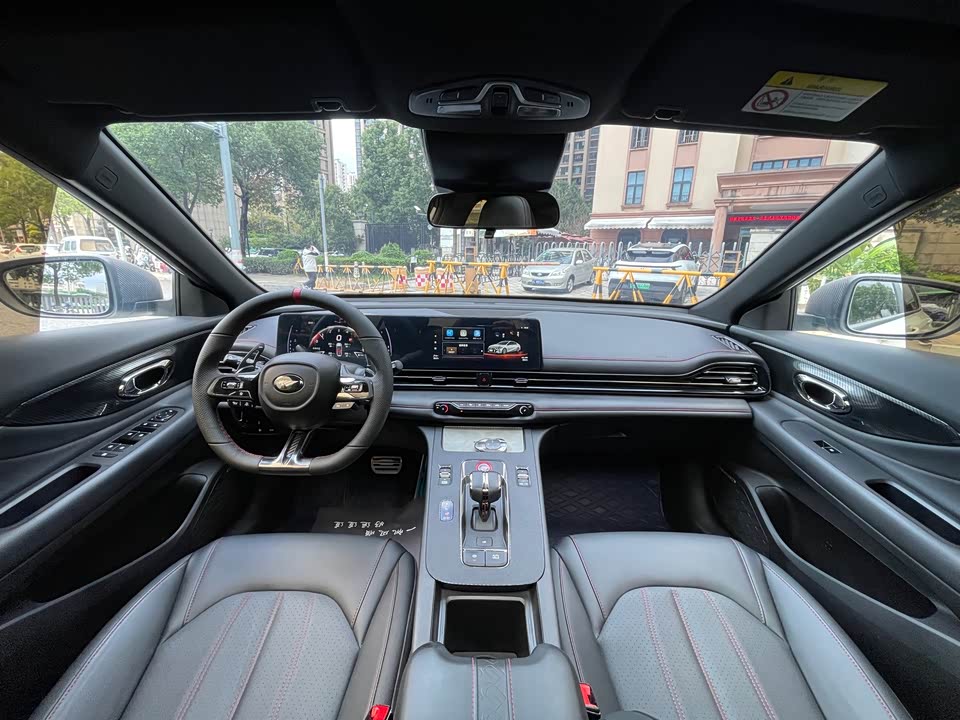 Trumpchi Shadow Leopard