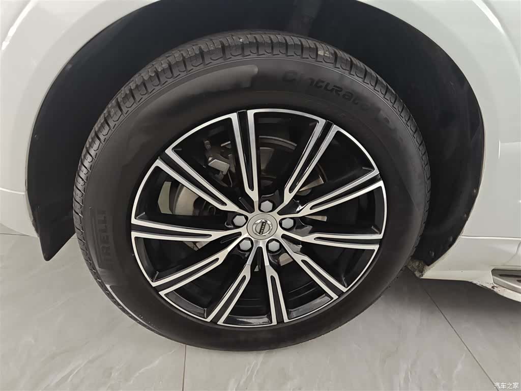 Volvo XC60, 2021 25