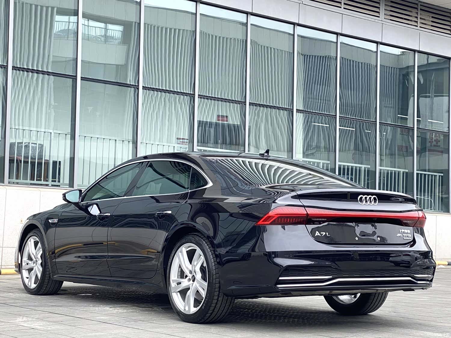 Audi A7L, 2023 9