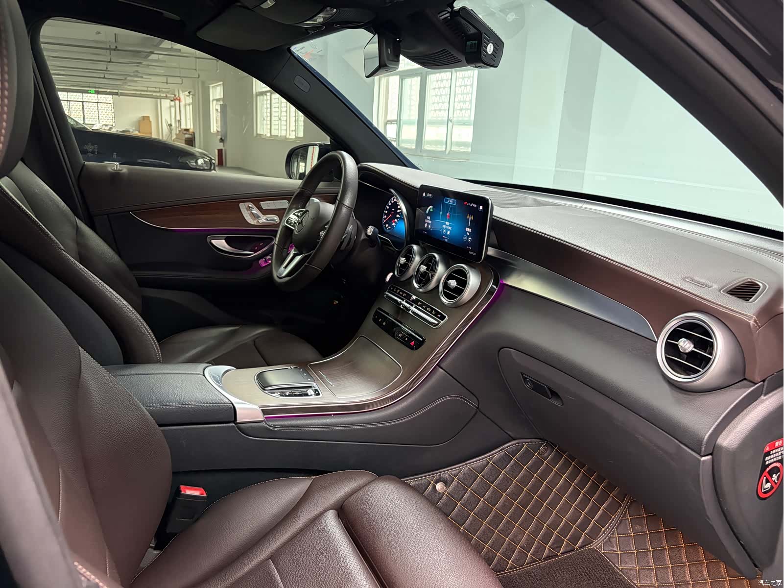 Mercedes-Benz GLC, 2021 13