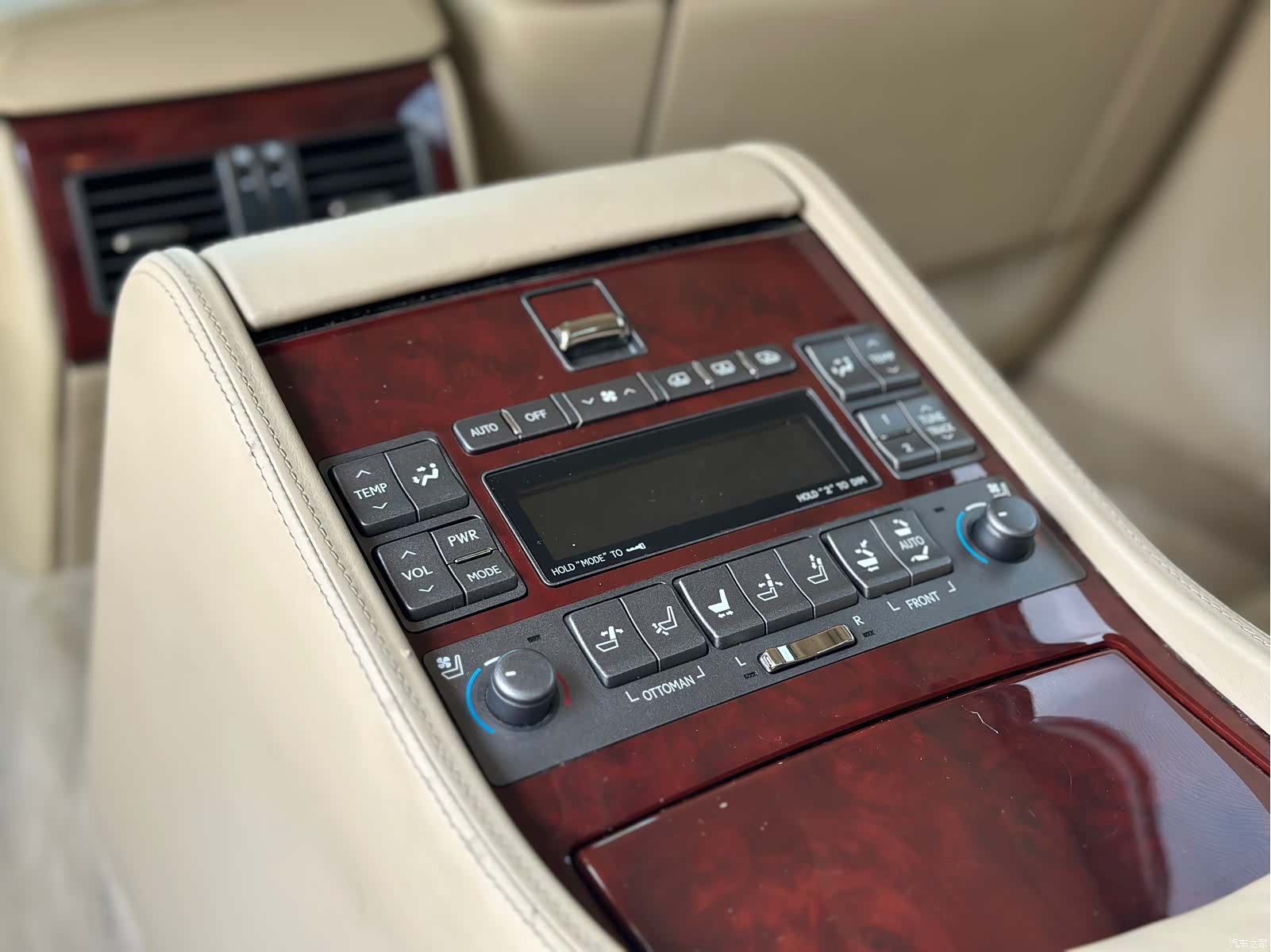 Lexus LS, 2009 18