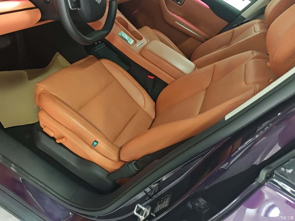 Leapmotor C16, 2024 15
